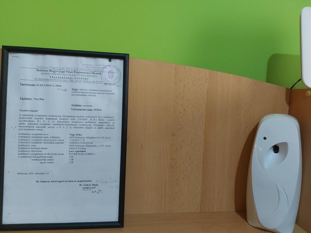 Lara Apartman Debrecen Exteriör bild